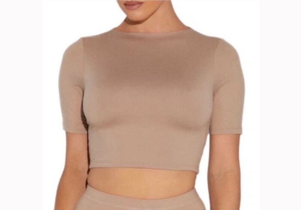 Naked Wardrobe The NW Sweet T Crop in Nude. Size L. NWOT